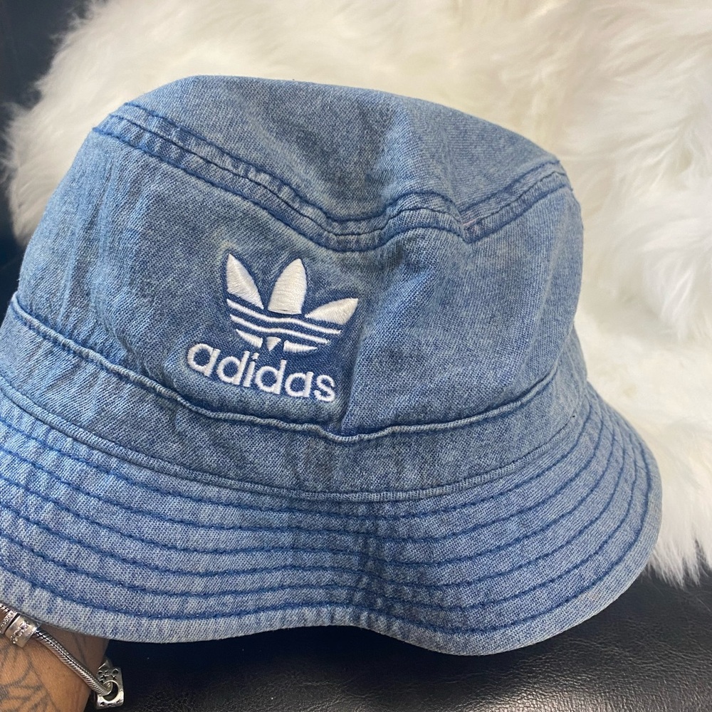 Adidas Bucket Hat